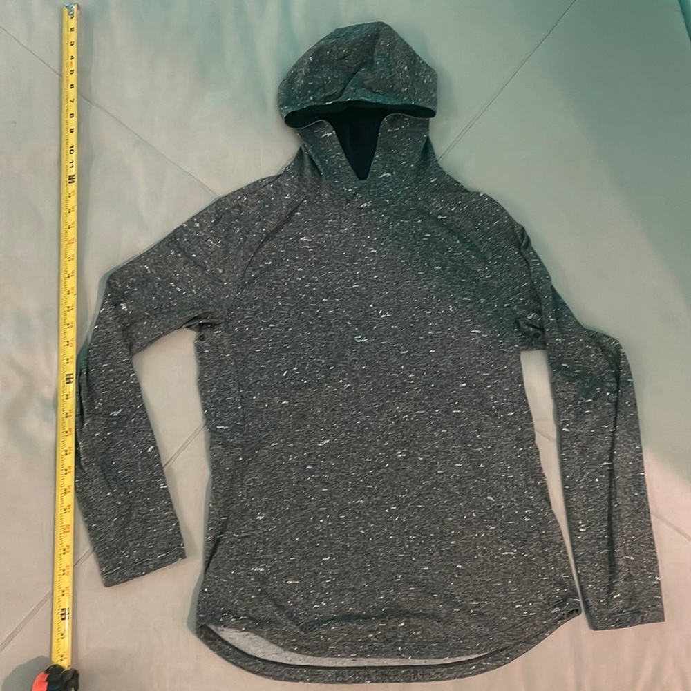 Lululemon Longsleeve hoodie shirt